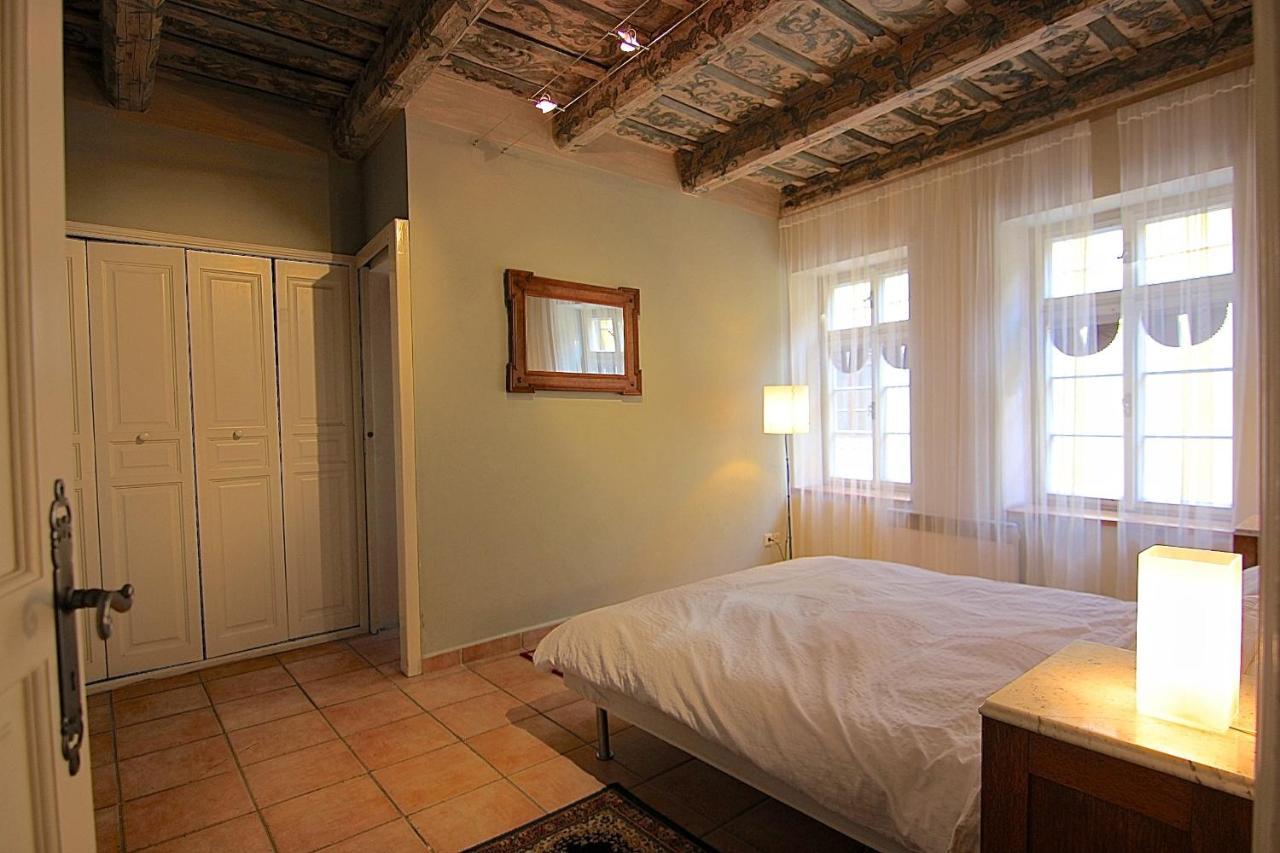 Historical Apartment With Balcony Прага Екстериор снимка